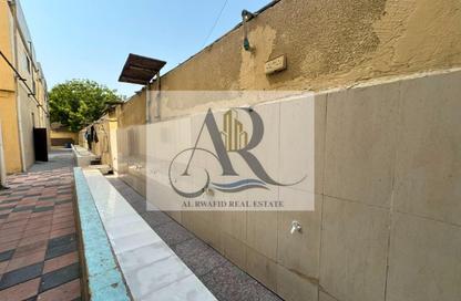 Labor Camp - Studio - 7+ Bathrooms for rent in SG 10 Building - Industrial Area 10 - Sharjah Industrial Area - Sharjah