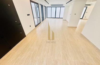 Villa - 5 Bedrooms - 5 Bathrooms for rent in Jumeirah 3 Villas - Jumeirah 3 - Jumeirah - Dubai