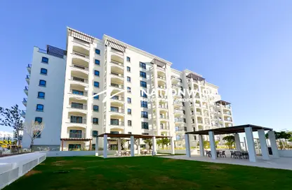 Apartment - 1 Bedroom - 1 Bathroom for sale in Views F - Yas Golf Collection - Yas Island - Abu Dhabi Apartment - 1 Bedroom - 1 Bathroom for sale in Views F - Yas Golf Collection - Yas Island - Abu Dhabi