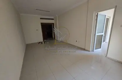 شقة - غرفة نوم - 2 حمامات للايجار في القليعة - الشرق - الشارقة