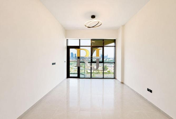 100832299 - Property Image 2