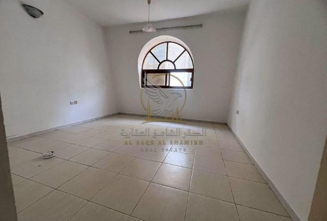 145067932 - Property Image 2