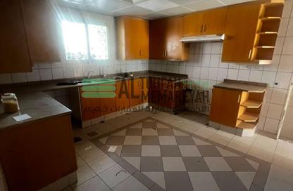 Villa - 4 - 5 for rent in Al Hazana - Al Riqqa - Sharjah Villa - 4 - 5 for rent in Al Hazana - Al Riqqa - Sharjah