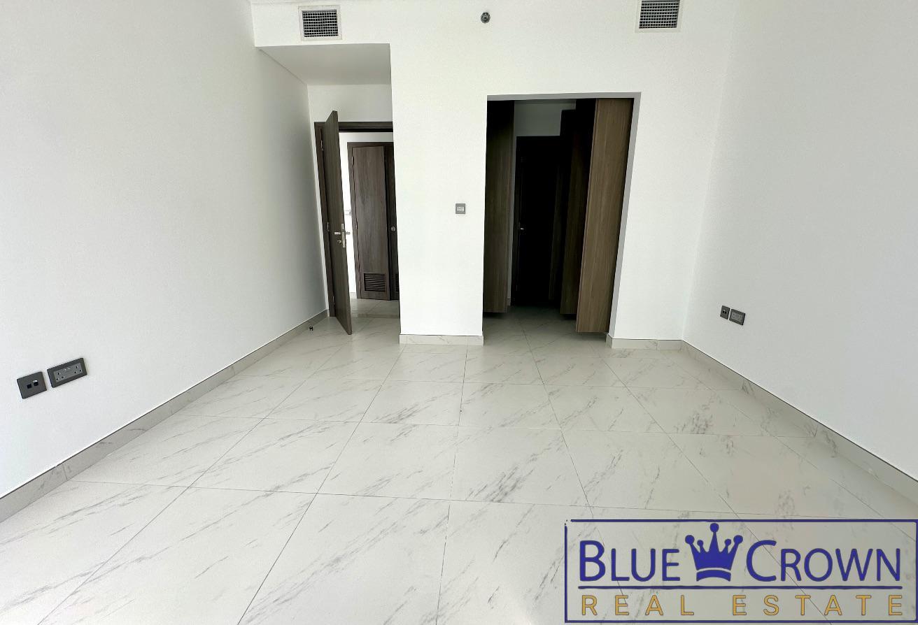 CORNER UNIT- THE BEST LAYOUT-SKY LINE VIEW photo 9