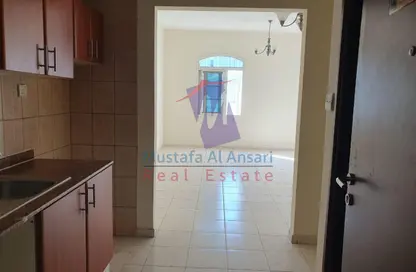 شقة - 1 حمام للايجار في P01 - طراز فرنسي - المدينة العالمية - دبي شقة - 1 حمام للايجار في P01 - طراز فرنسي - المدينة العالمية - دبي