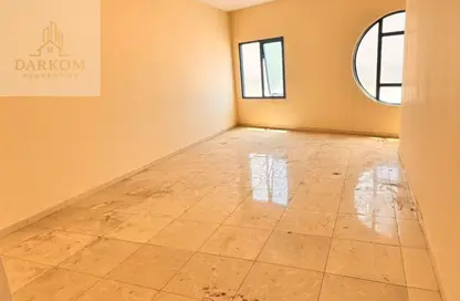 Apartment - 3 Bedrooms - 2 Bathrooms for rent in Corniche Tower - Ajman Corniche Road - Ajman