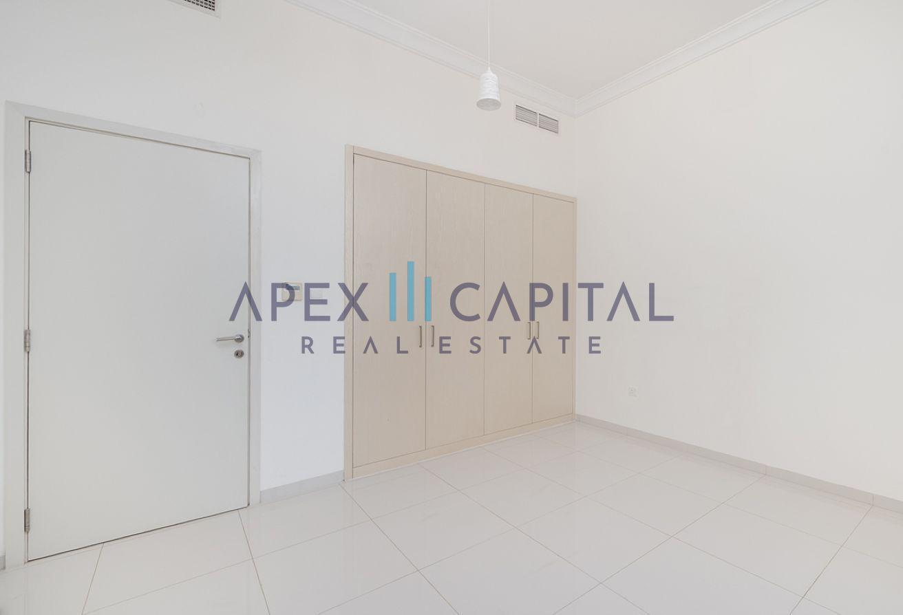 Community View | Prime Location | Spacious |Vacant photo 2