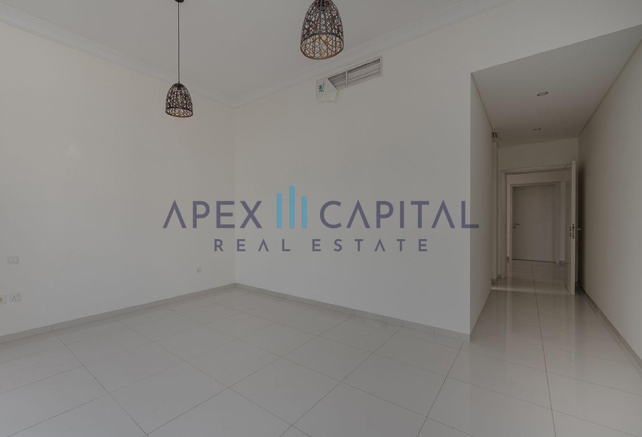 Community View | Prime Location | Spacious |Vacant photo 10