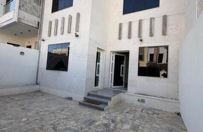 Apartment - 4 Bedrooms - 7 Bathrooms for rent in Al Zaheya Gardens - Al Zahya - Ajman