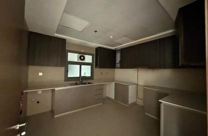 Apartment - 1 Bedroom - 2 Bathrooms for rent in Gulfa Towers - Al Rashidiya 1 - Al Rashidiya - Ajman