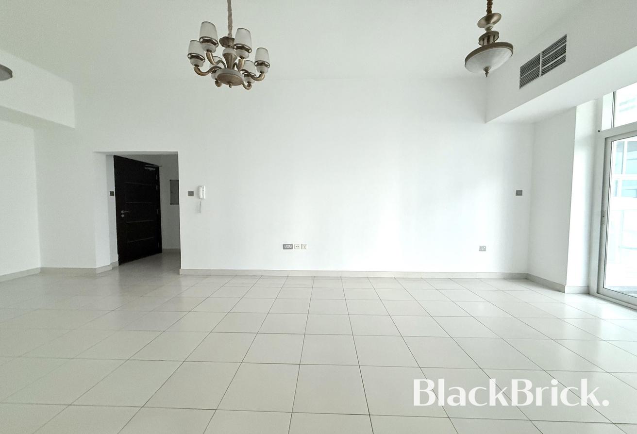 Ready to move in | Well maintained 2BR | Open View photo 5