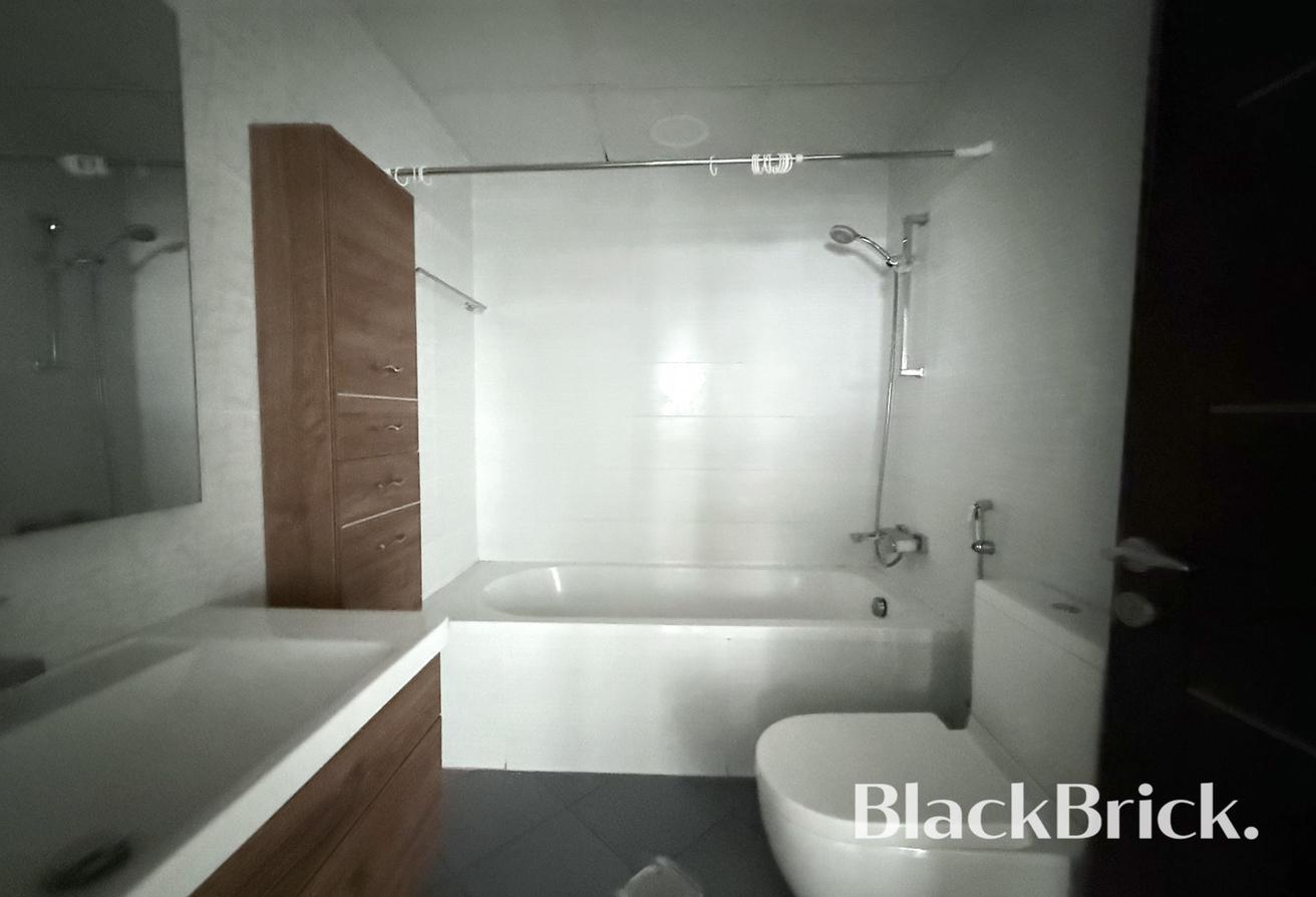 Ready to move in | Well maintained 2BR | Open View photo 12