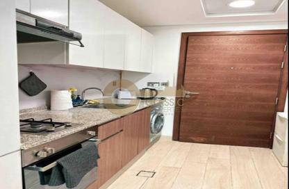 Apartment - Studio - 1 Bathroom for rent in Azizi Aliyah - Dubai Healthcare City 2 - Al Jaddaf - Dubai