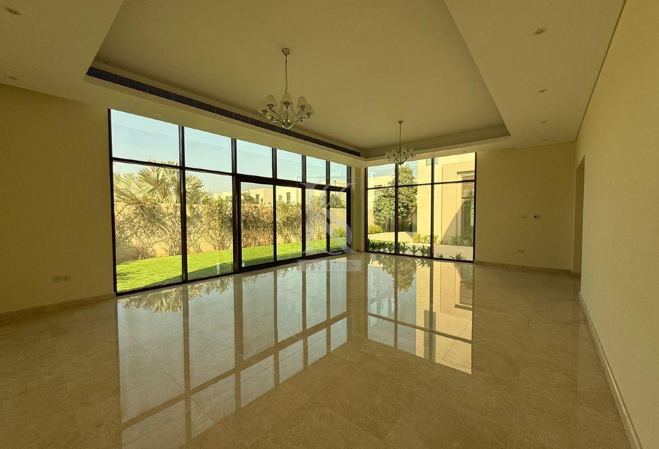 Living, Exclusivity, and Tranquility photo 10
