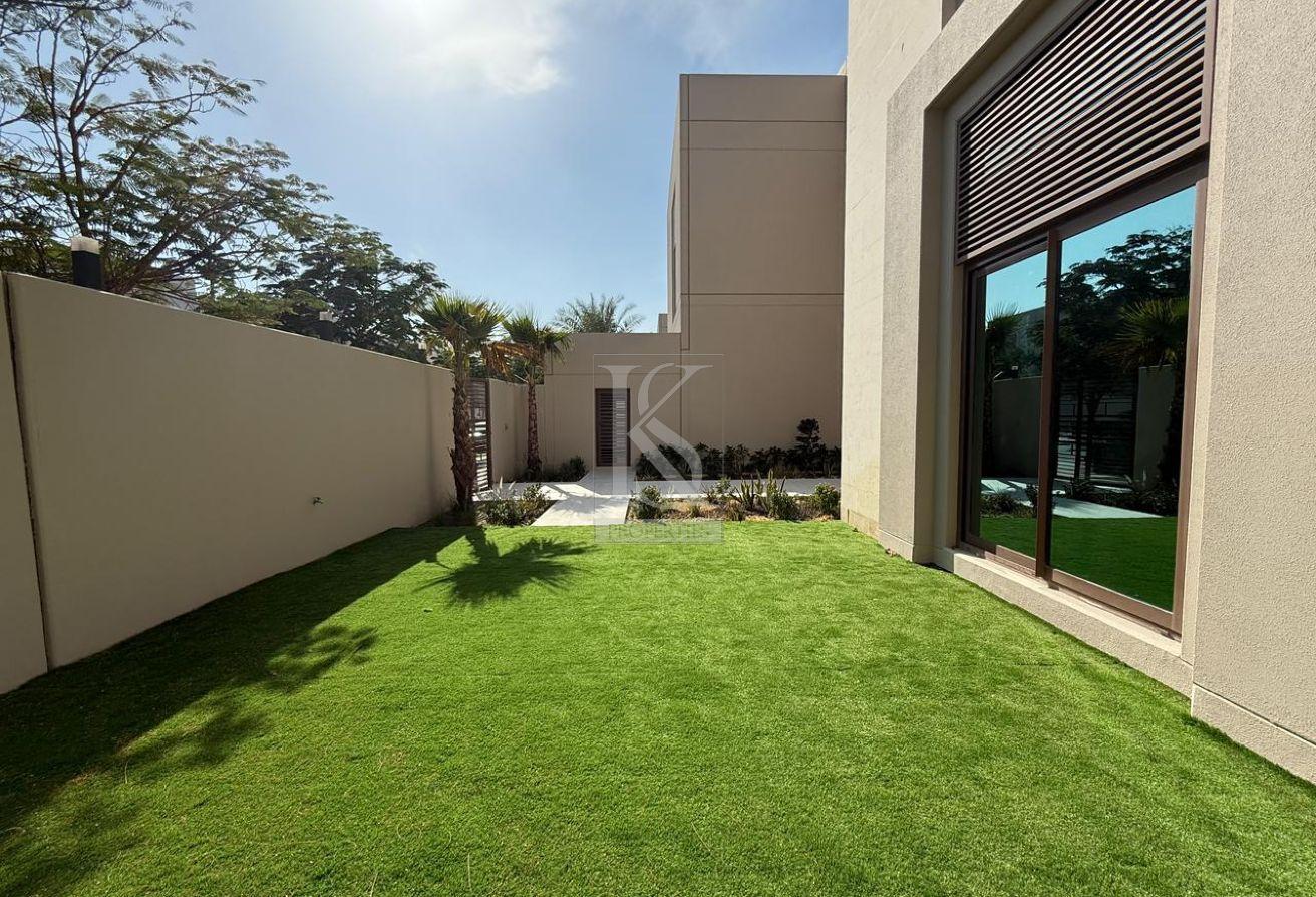 Living, Exclusivity, and Tranquility photo 4