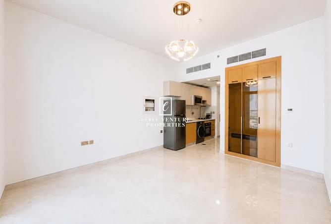 130201035 - Property Image 3