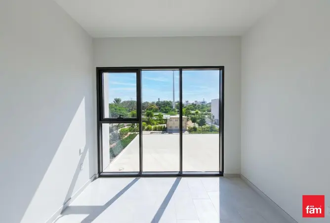 100823591 - Property Image 3