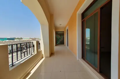 شقة - 3 غرف نوم - 4 حمامات للايجار في شريعة المويجعي - المويجي - العين