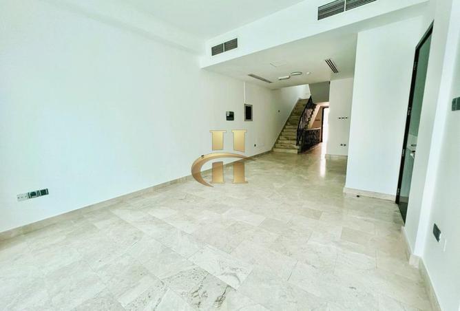110498135 - Property Image 3