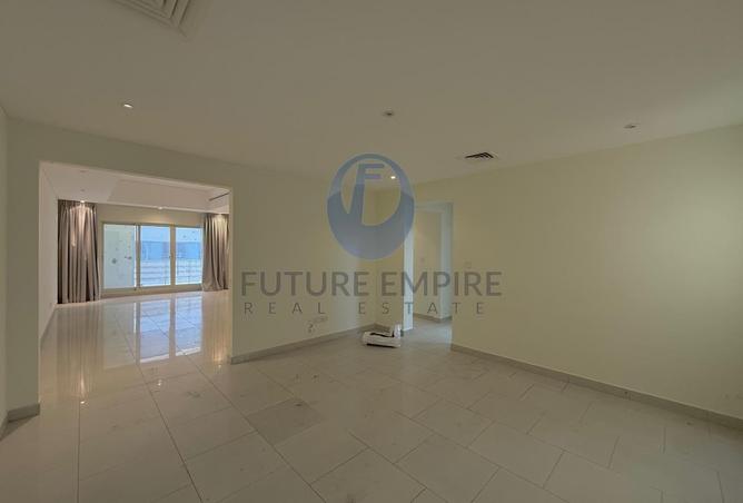 81123967 - Property Image 2