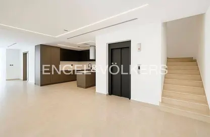 فيلا - 4 غرف نوم - 5 حمامات للبيع في مروة هومز 4 - الضاحية 10 - قرية جميرا الدائرية - دبي