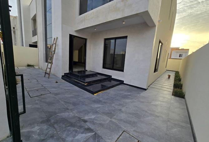 73111178 - Property Image 3