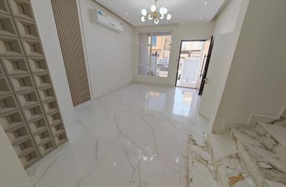 Villa - 5 Bedrooms - 7 Bathrooms for rent in Al Yasmeen 1 - Al Yasmeen - Ajman