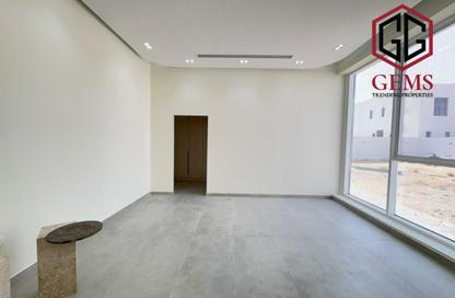 Villa - 4 Bedrooms - 5 Bathrooms for rent in Mushrif Park - Dubai