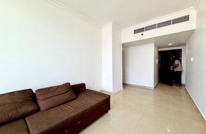 Apartment - 1 - 1 for rent in Electra Street - Abu Dhabi