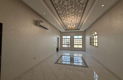 Villa - 5 - 6 for rent in Al Mowaihat 2 - Al Mowaihat - Ajman