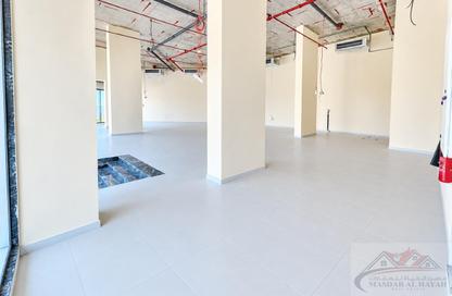 Shop - Studio - 2 for rent in Muweileh Community - Muwaileh Commercial - Sharjah