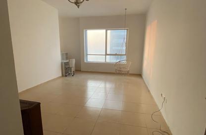 Apartment - 3 - 4 for sale in Beach Tower 1 - Al Khan Lagoon - Al Khan - Sharjah