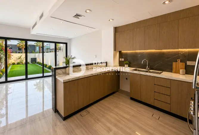 155513183 - Property Image 3
