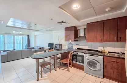 Apartment - 1 Bedroom - 2 Bathrooms for sale in Lake View Tower - JLT Cluster B - Jumeirah Lake Towers - Dubai Apartment - 1 Bedroom - 2 Bathrooms for sale in Lake View Tower - JLT Cluster B - Jumeirah Lake Towers - Dubai