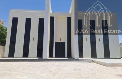 فيلا - 4 غرف نوم - 6 حمامات للايجار في الخوانيج 2 - الخوانيج - دبي