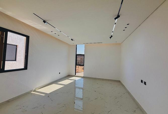 15990759 - صورة العقار 3