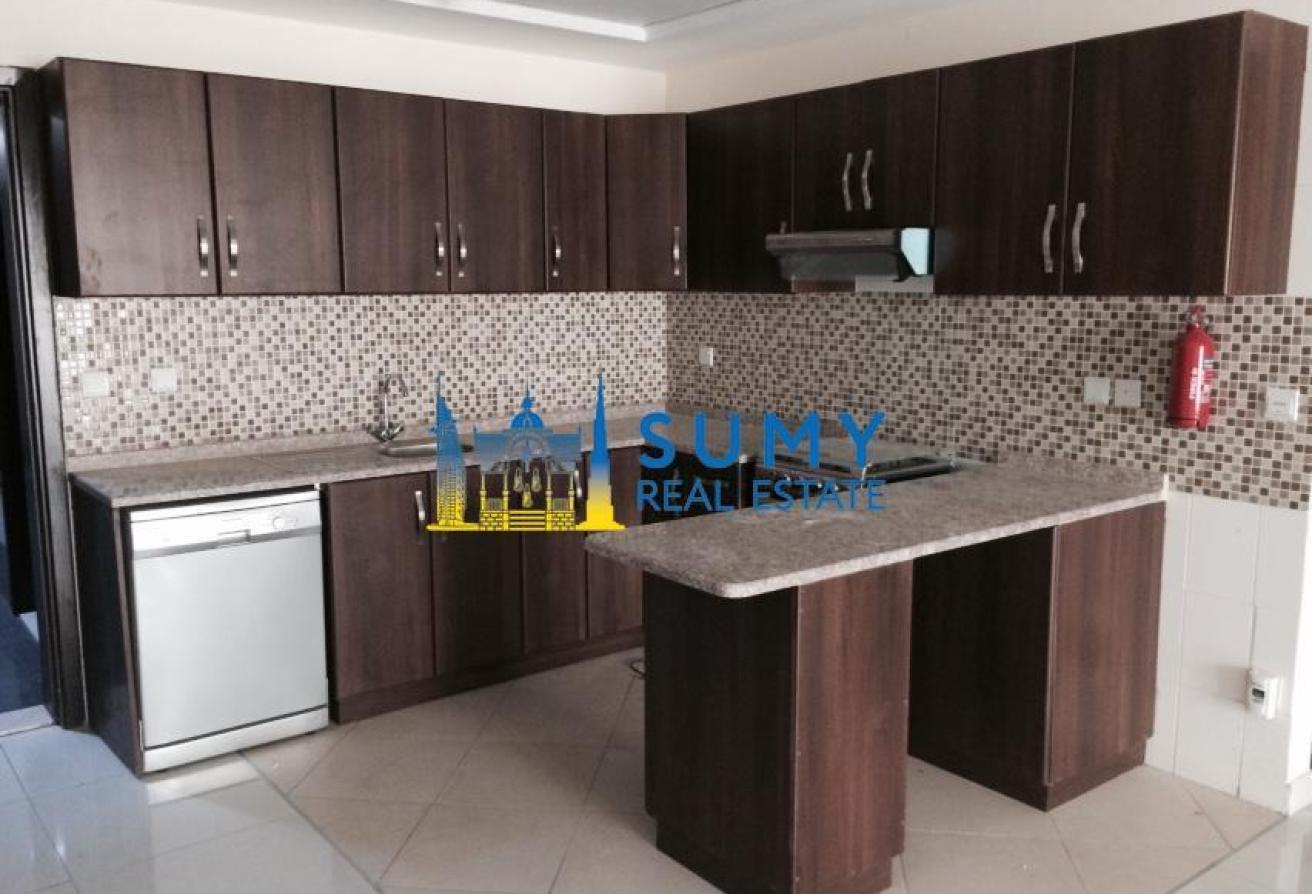 Studio+Storage! Chiller Included! Perfect Quality photo 2