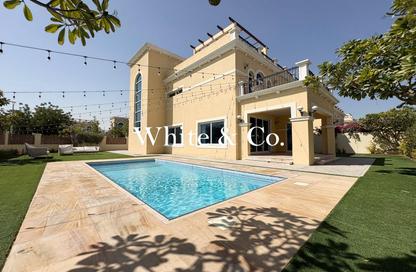 Villa - 4 Bedrooms - 5 Bathrooms for rent in District 9 - Jumeirah Park - Dubai