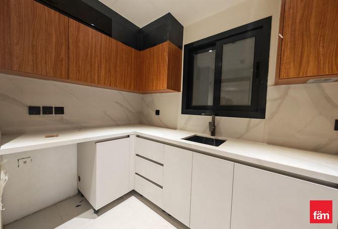 81957944 - Property Image 3