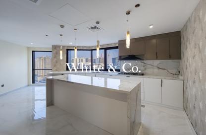 Apartment - 4 - 5 for sale in Safeer Tower 1 - Safeer Towers - Business Bay - Dubai