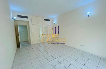 Apartment - 3 Bedrooms - 4 Bathrooms for rent in Diplomat Building - Umm Hurair 1 - Umm Hurair - Bur Dubai - Dubai