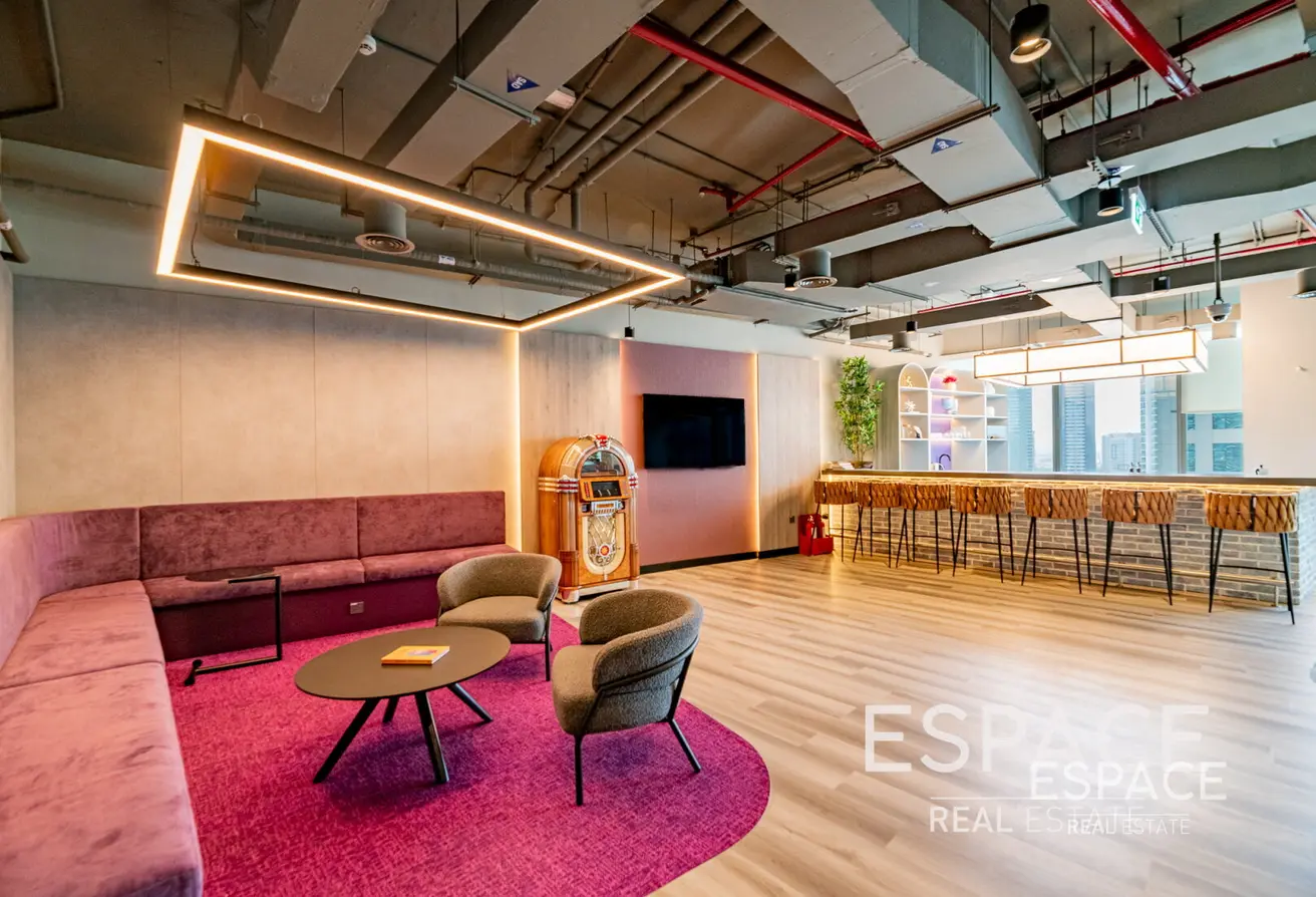 165594279 - Property Main Image