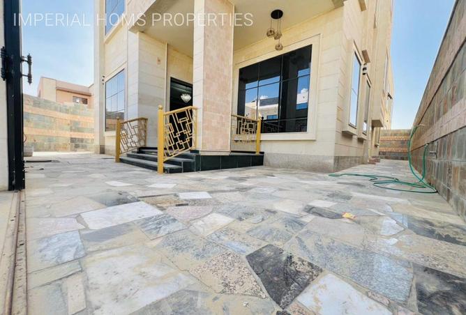 60148412 - Property Image 2