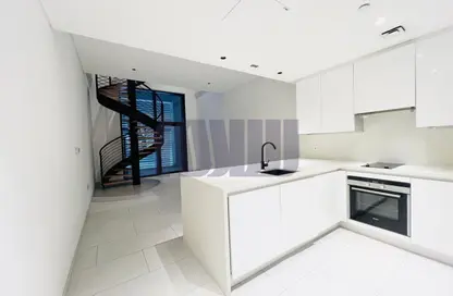 Duplex - 1 Bedroom - 2 Bathrooms for rent in Marquise Square Tower - Business Bay - Dubai