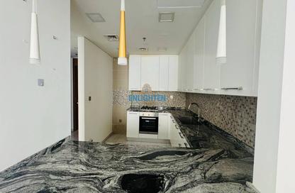 Apartment - 1 - 2 for rent in Regent Court - District 14 - Jumeirah Village Circle - Dubai