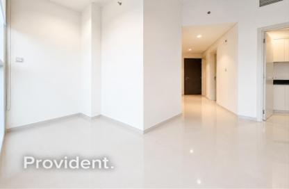 Apartment - 1 Bedroom - 2 Bathrooms for rent in Carson C - Carson - Damac Hills - Dubai