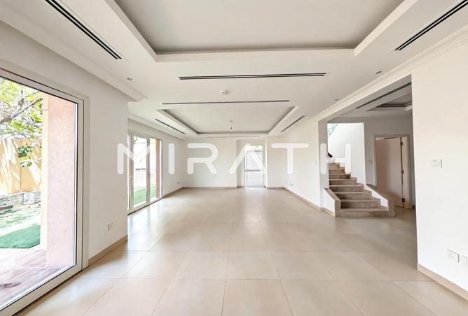 129762414 - Property Main Image