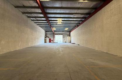 Warehouse - Studio for rent in Industrial Area 18 - Sharjah Industrial Area - Sharjah