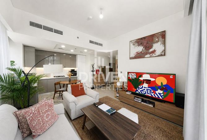 Corner Unit | Great Deal | VOT and Well Maintained