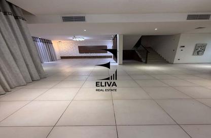 Villa - 4 - 5 for rent in West Yas - Yas Island - Abu Dhabi